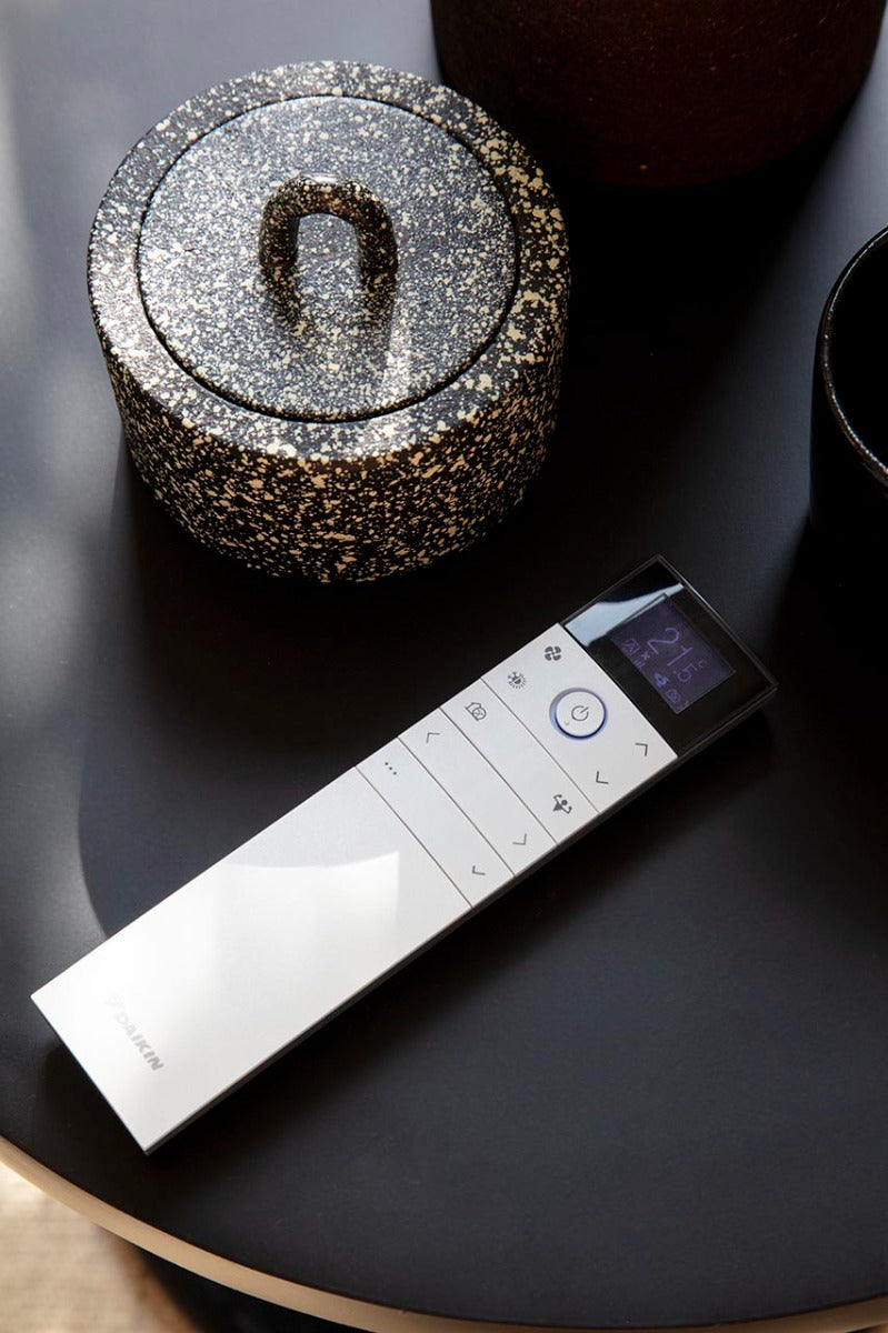 DAIKIN EMURA FTXJ-AW 2.0KW WIT (A+++/A+++)