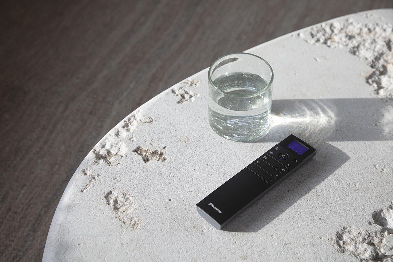 DAIKIN EMURA FTXJ-AB 5.0KW ZWART (A+++/A+++)