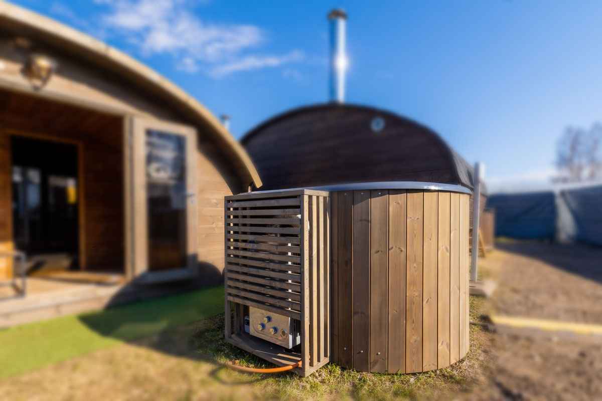 Bergen Wooden 2 Persoons Hot Tub-WT