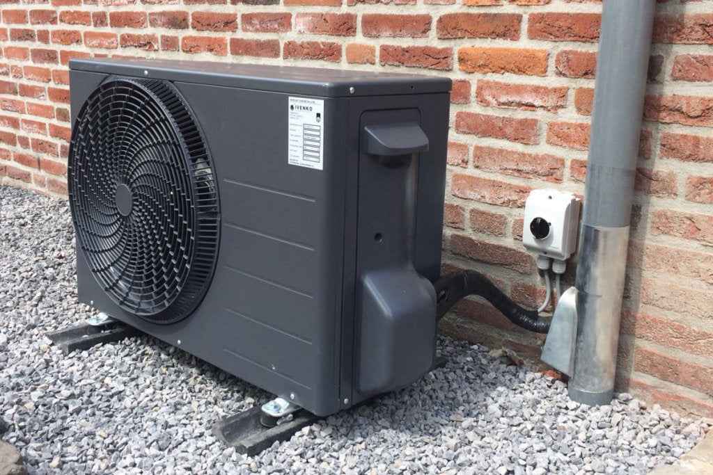 SPUITWERK AIRCO BUITENDEEL (ral kleur)