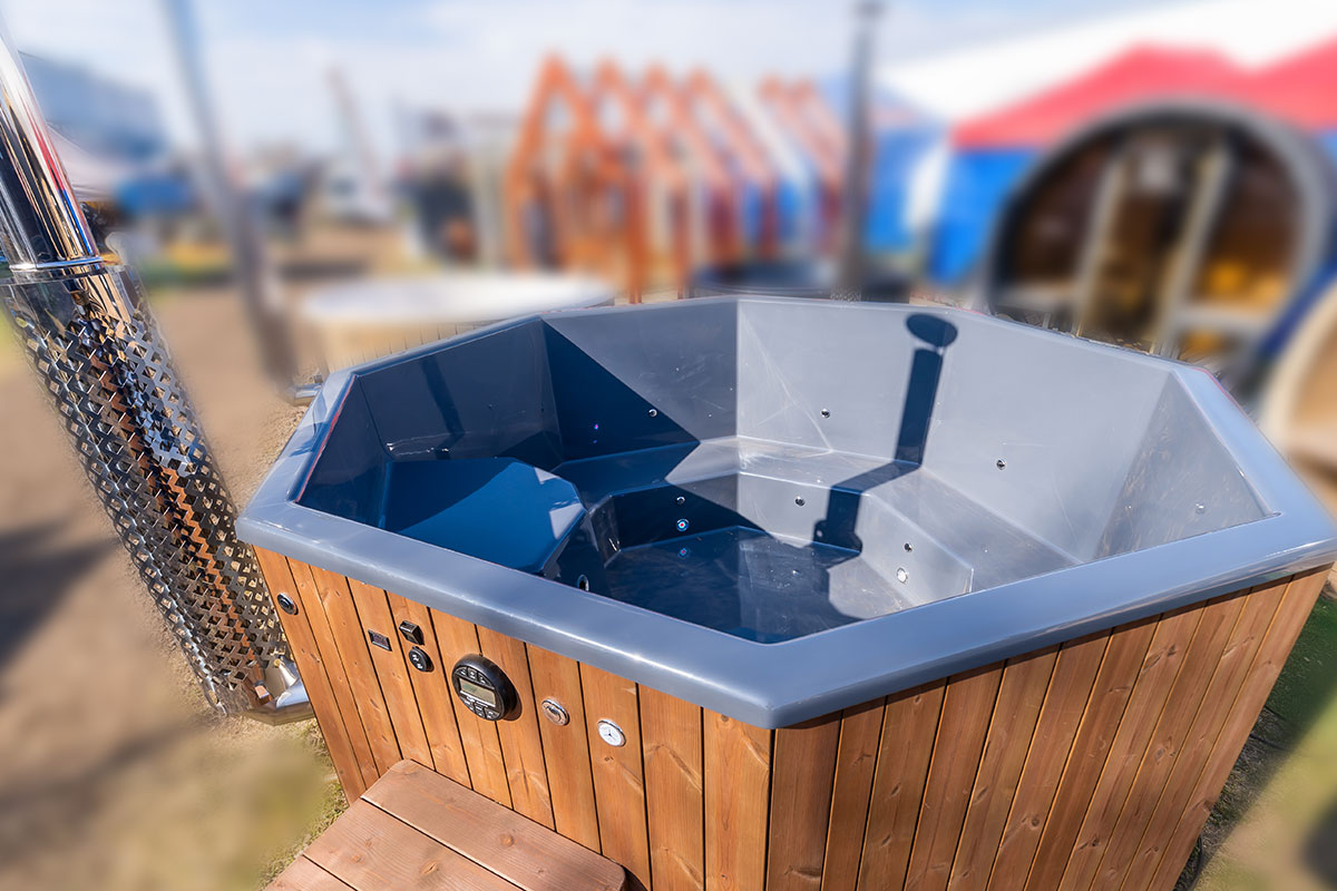 Stockholm Large 10 Persoons Hot Tub