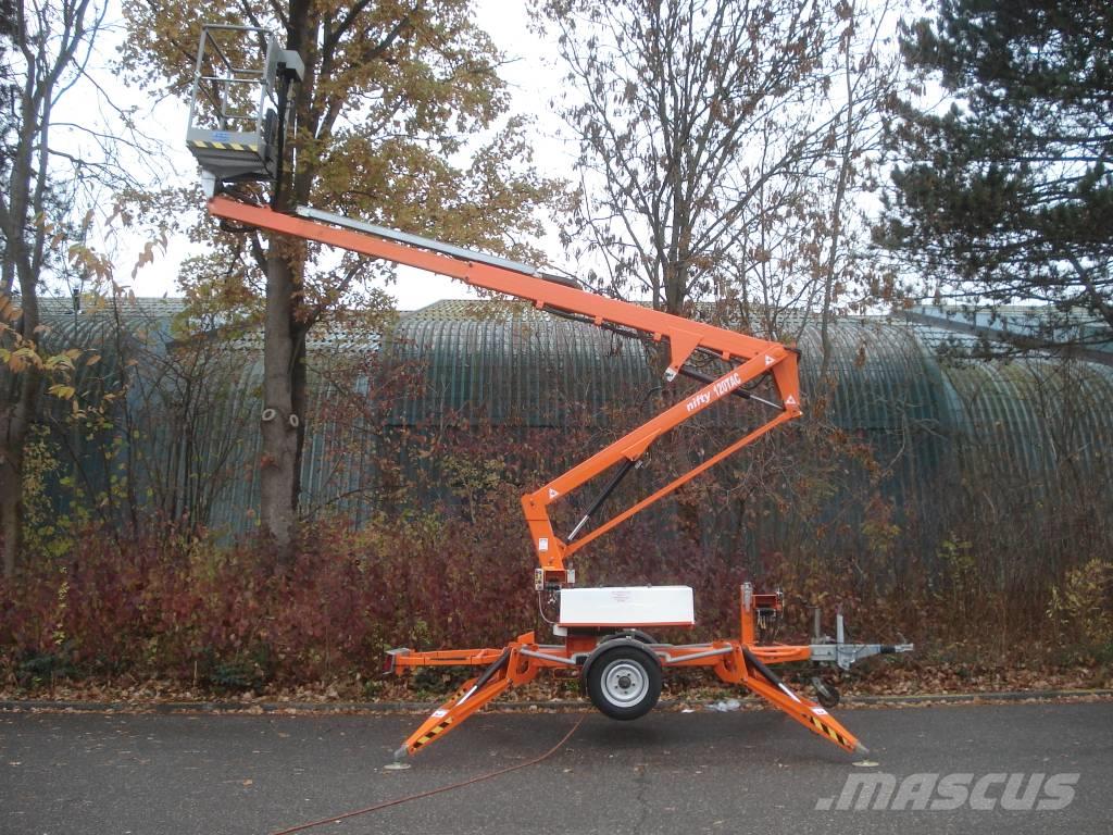 HOOGWERKER 16 METER BIJ MONTAGE